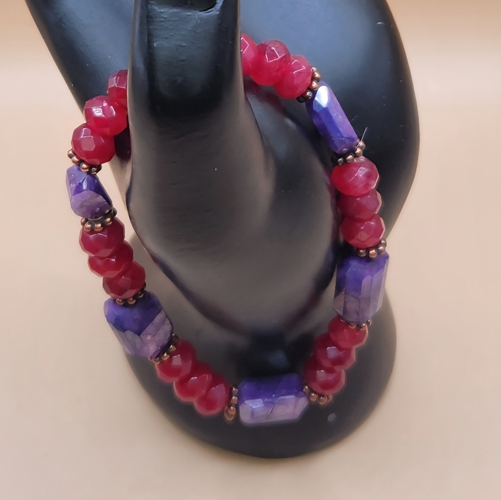 Faceted Ruby Red Jade, Purple Mystic Moonstone and Copper Beaded Bracelet - Picture 2 of 6